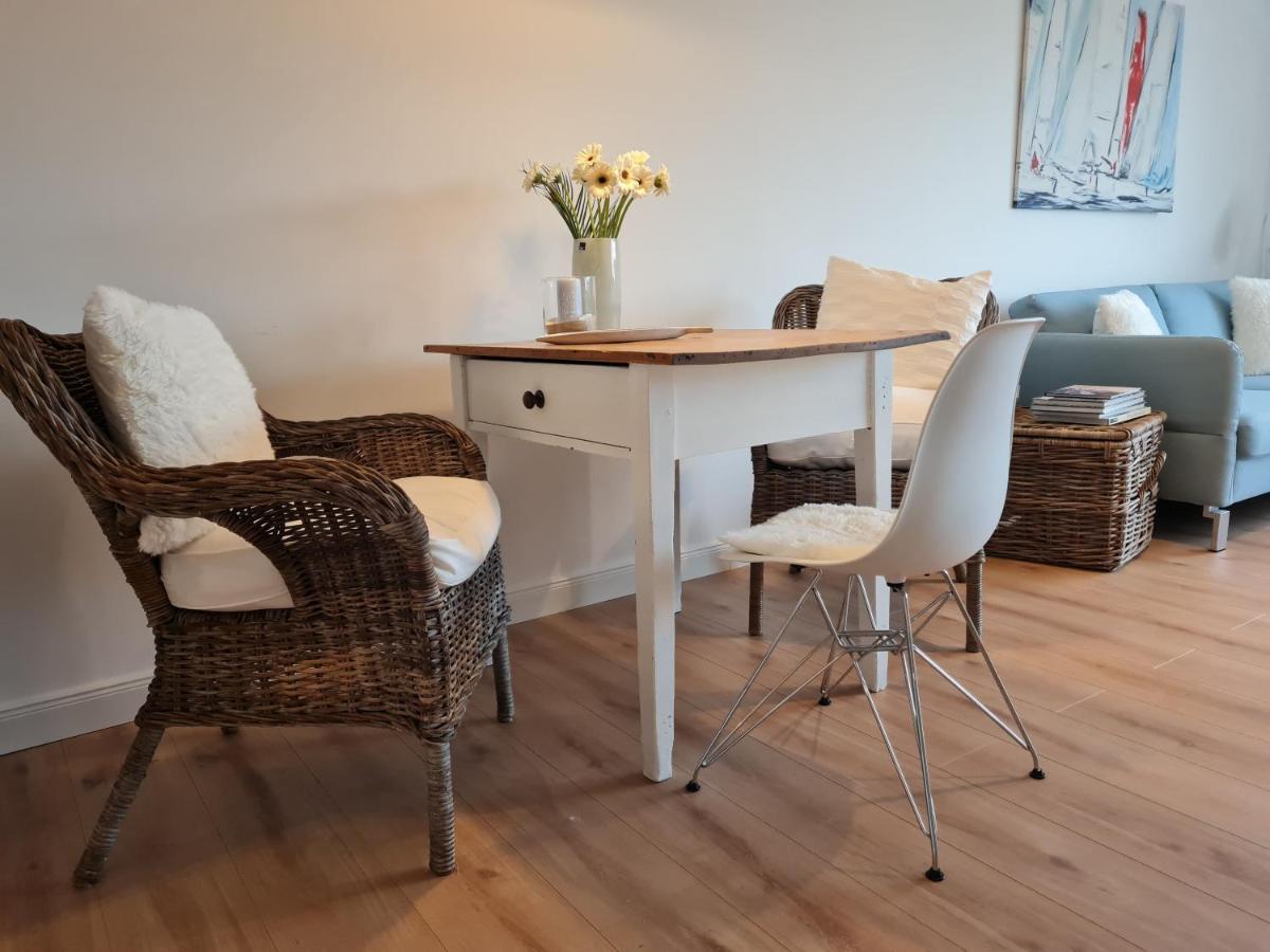 Ferienwohnung Flossis Home 글룩스부르크 외부 사진