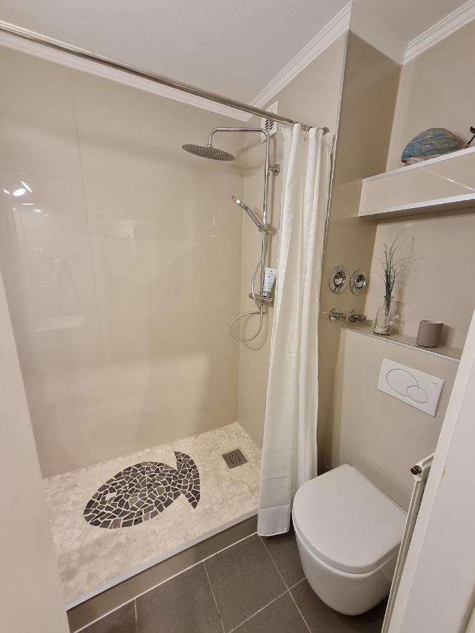 Ferienwohnung Flossis Home 글룩스부르크 외부 사진